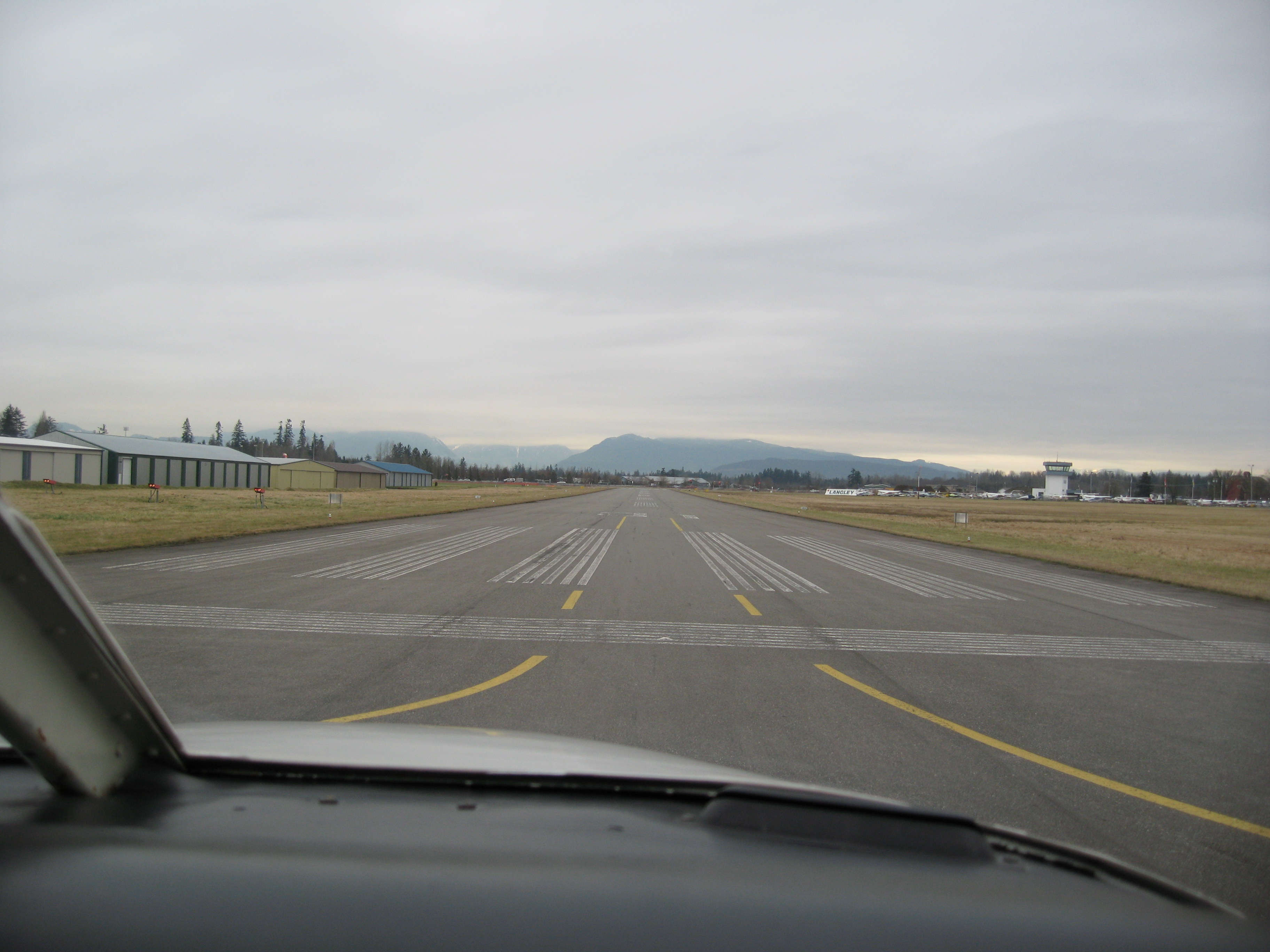Seneca lined up for departure Runway 01, Photo by Justin Chung, February, 2008, Langley Flying School.